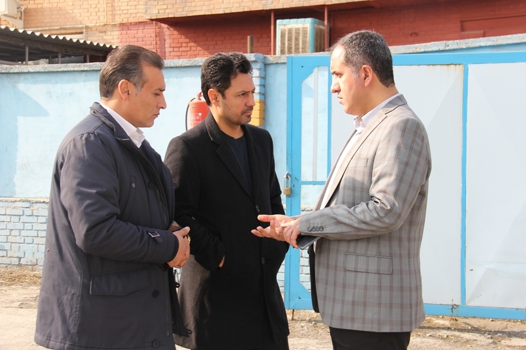 بازدید سرزده معاون برنامه‌ریزی و اقتصادی شرکت انبارهای عمومی و خدمات گمرکی ایران از شرکت‌های غرب، زنجیره طلایی سرعت و