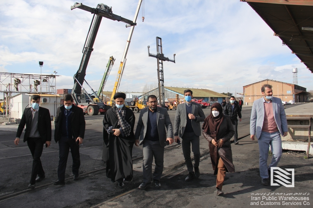 نایب رئیس کمیسیون اصل 90 مجلس در بازدید از شرکت انبارهای عمومی و خدمات گمرکی غرب: مزیت امکان تحقق یک دهکده لجستیکی در منطقه